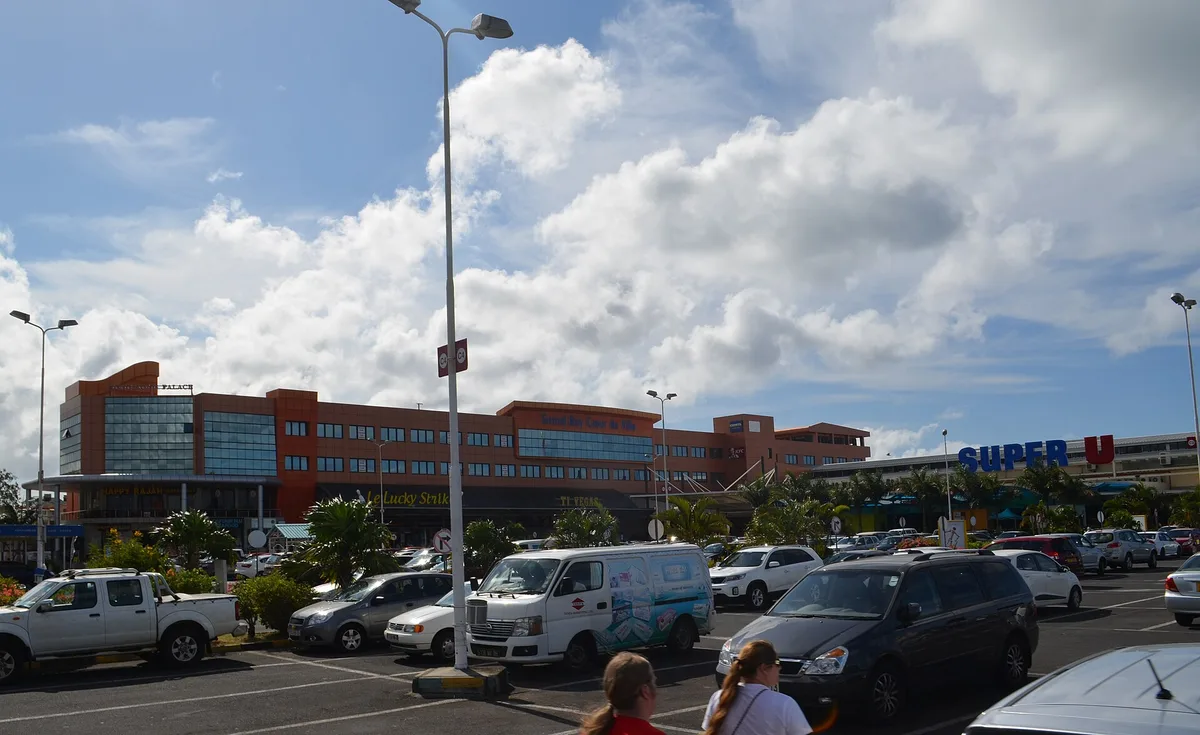 Grand Baie , Super U – Grand Baie