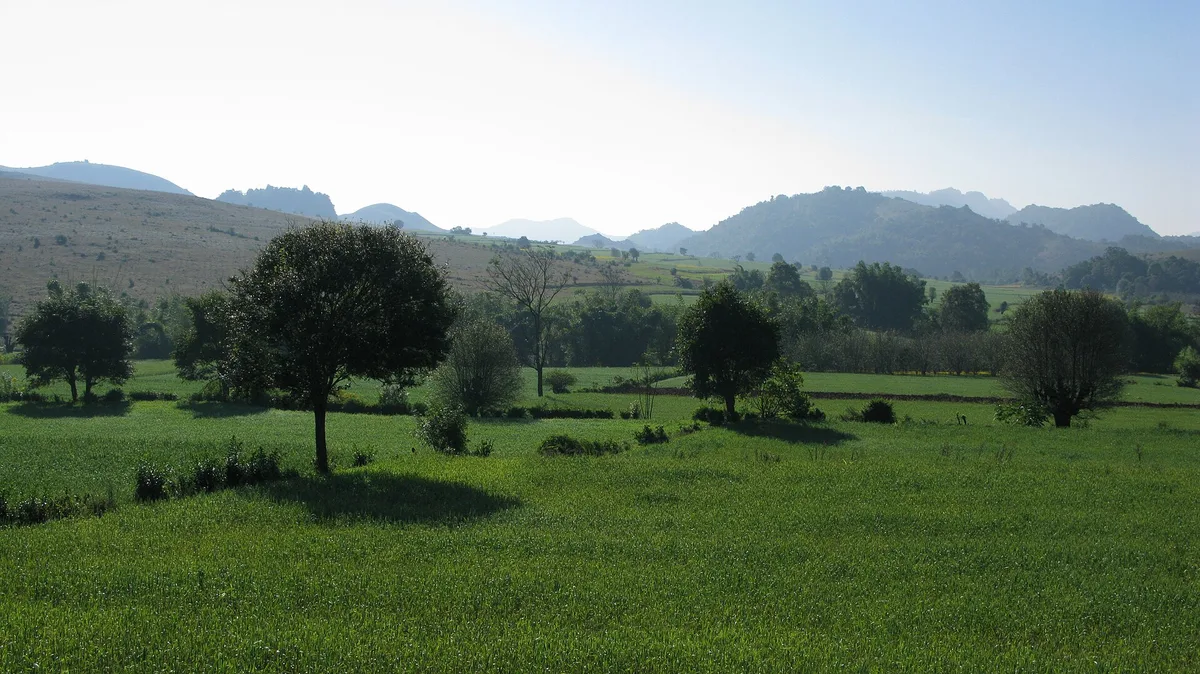 Shan Hills, Myanmar, Pastoral landscape in remote Myanmar (B – Myanmar landscape