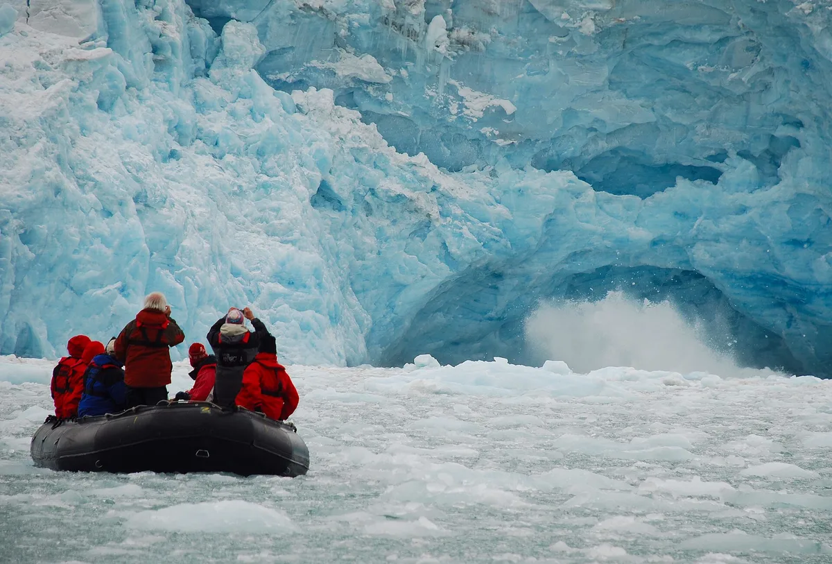 Ecotourism Svalbard – Namibië