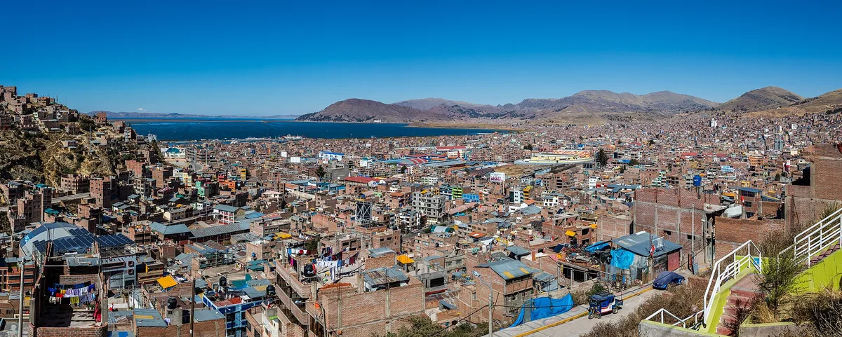 Vista de Puno y el Titicaca, Perú, 2015-08-01, DD 53-54 PAN – Peru