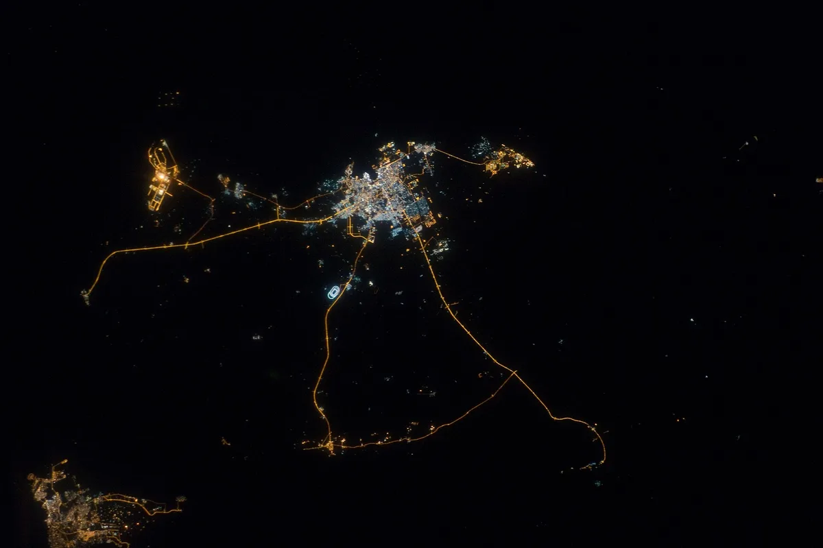 ISS-33 Nighttime view of Qatar – Qatar