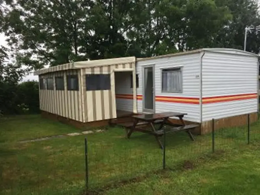Camping Le Mont-Viron – FRANKRIJK – foto 4