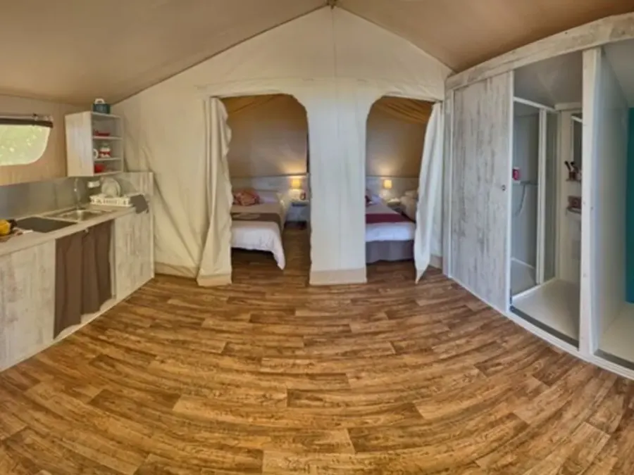 Camping Le Platin - Redoute – FRANKRIJK – foto 1