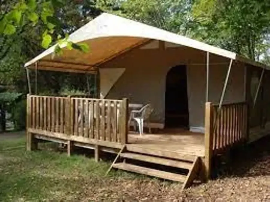 Camping le Port de Lacombe – FRANKRIJK – foto 1