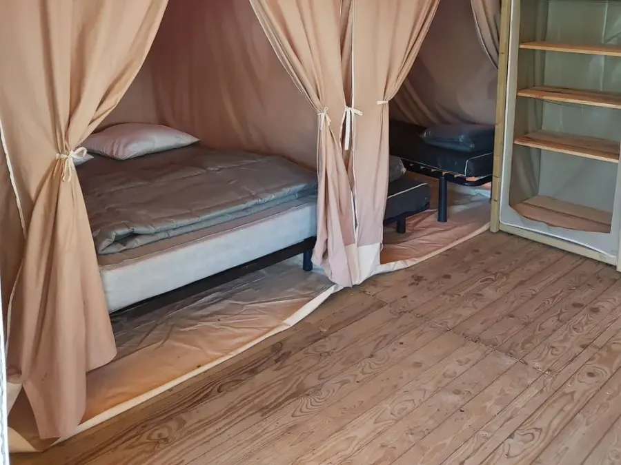 Camping le Port de Lacombe – FRANKRIJK – foto 6