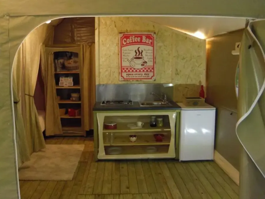 Camping Le Rocher de la Cave – FRANKRIJK – foto 3