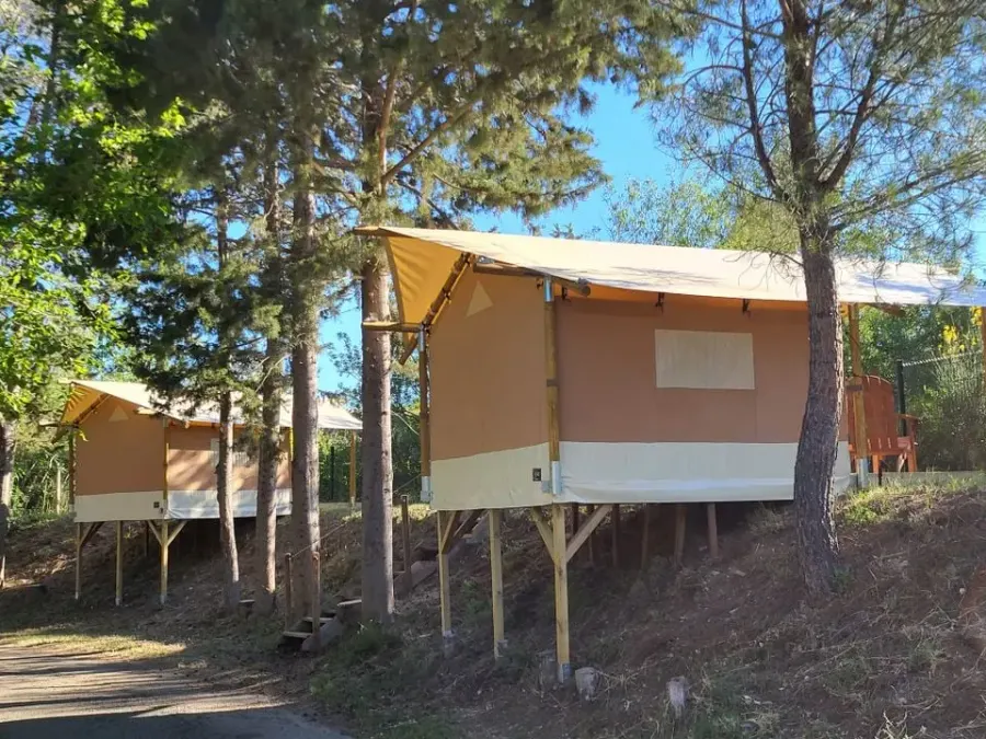 Camping Le Val de Cesse – FRANKRIJK – foto 3