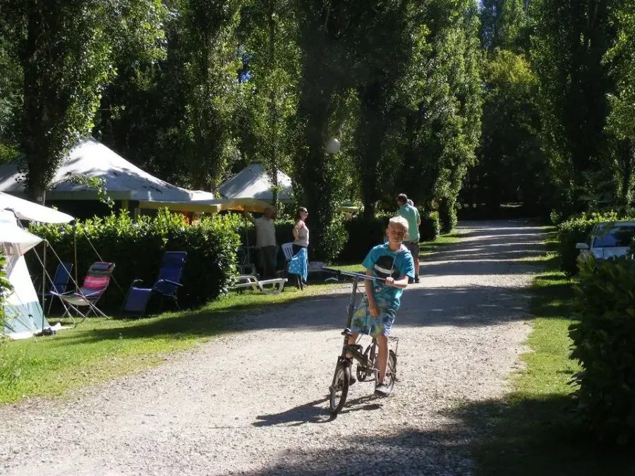 Camping Les 2 Lacs – FRANKRIJK – foto 3