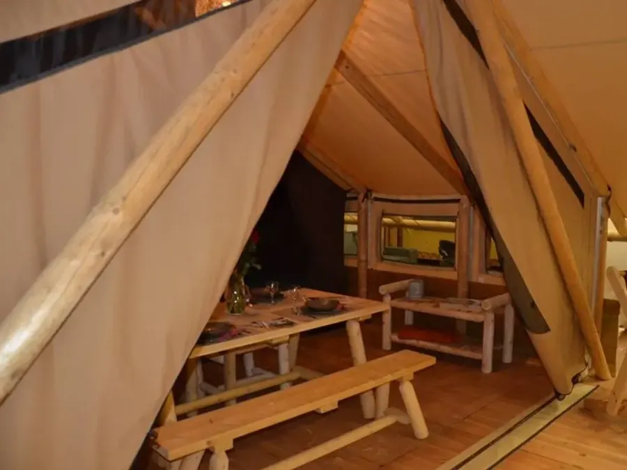 Camping Les Pommiers des 3 Pays – FRANKRIJK – foto 2