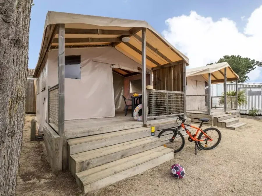 Camping maeva Escapades La Parée du Both – FRANKRIJK – foto 6