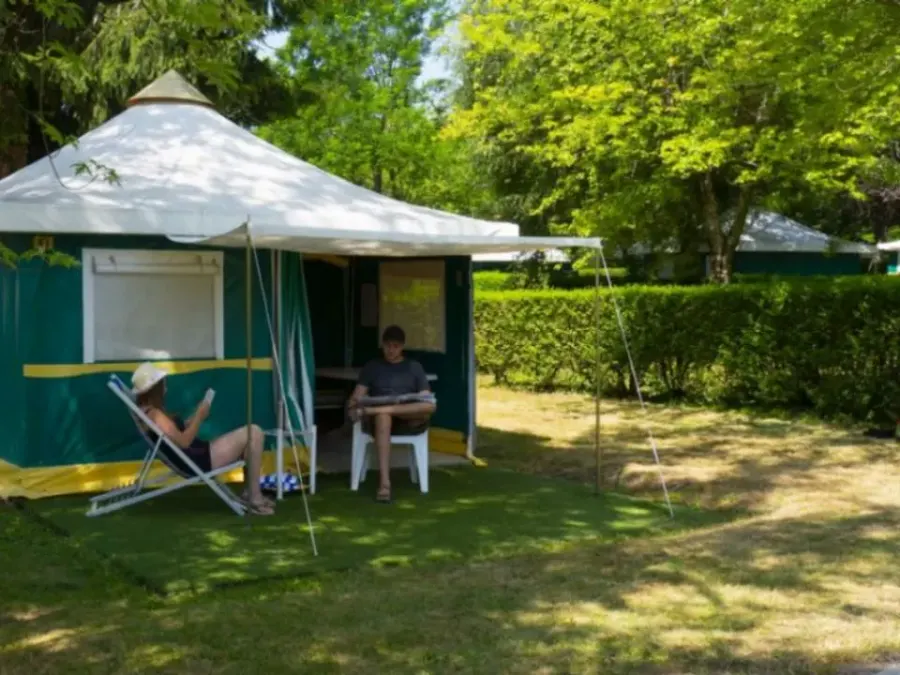 Camping Paradis Le Coiroux – FRANKRIJK – foto 3
