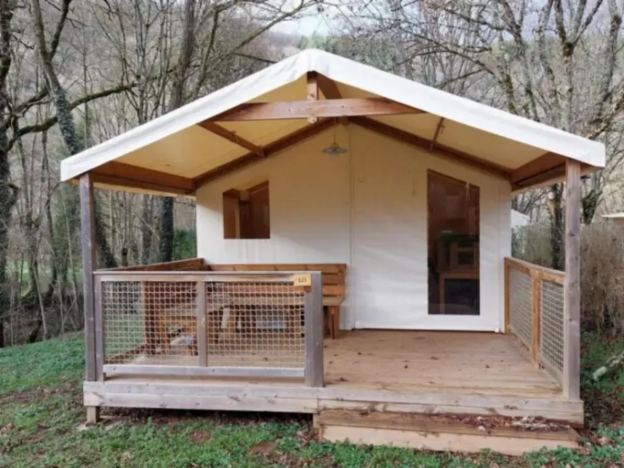 Camping Ushuaïa Villages Rives d'Olt et Aubrac – FRANKRIJK – foto 6