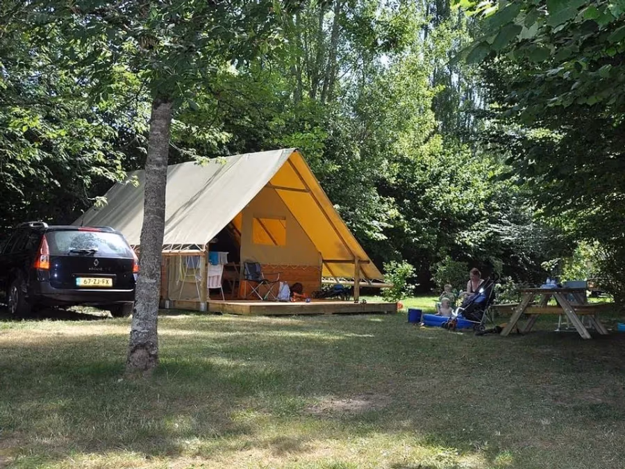 Camping Brantôme Peyrelevade – FRANKRIJK