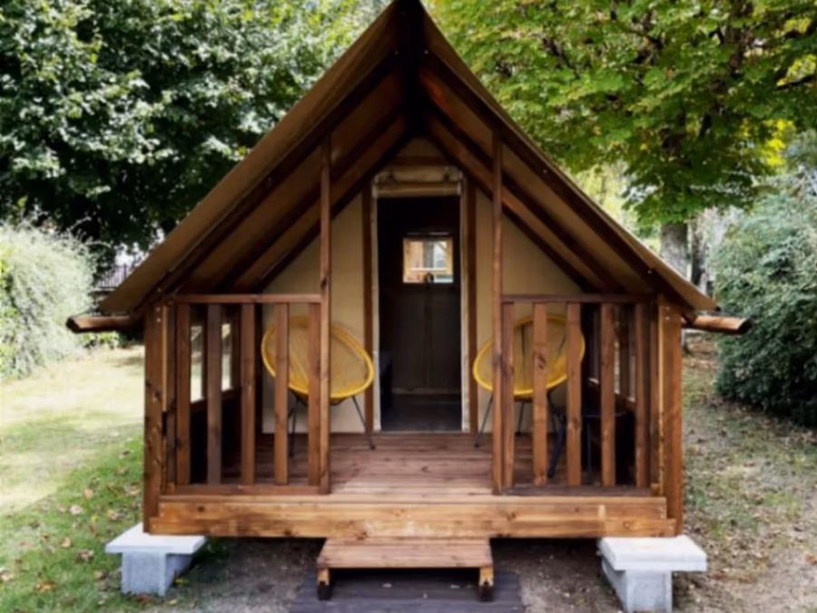 Camping Canal de Berry – FRANKRIJK