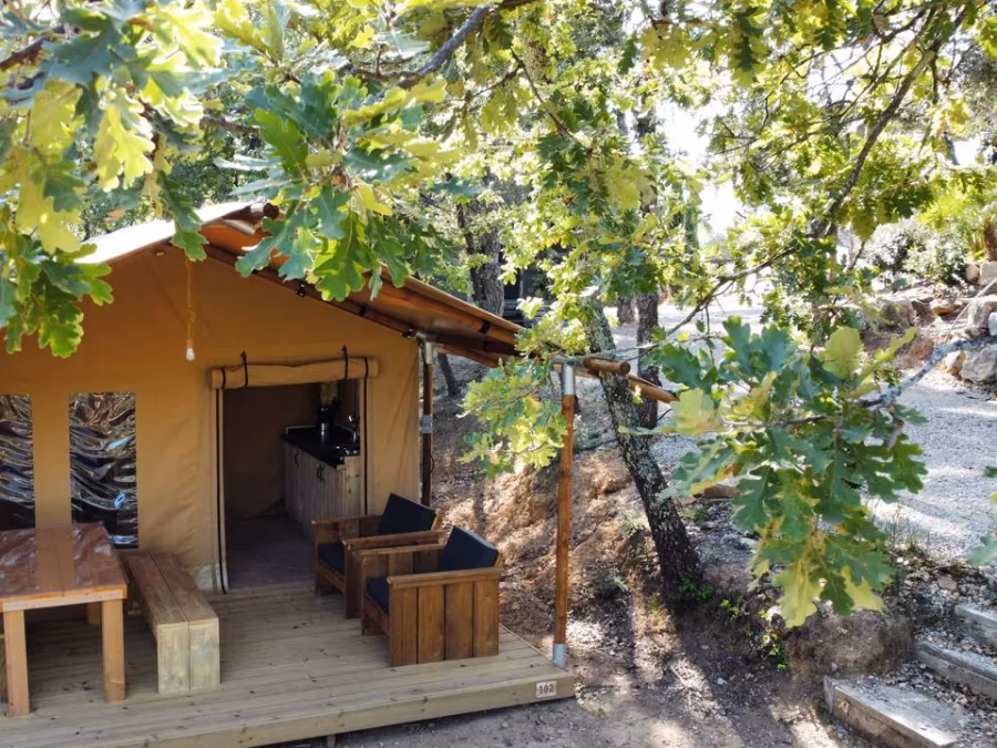 Camping Charlemagne – FRANKRIJK