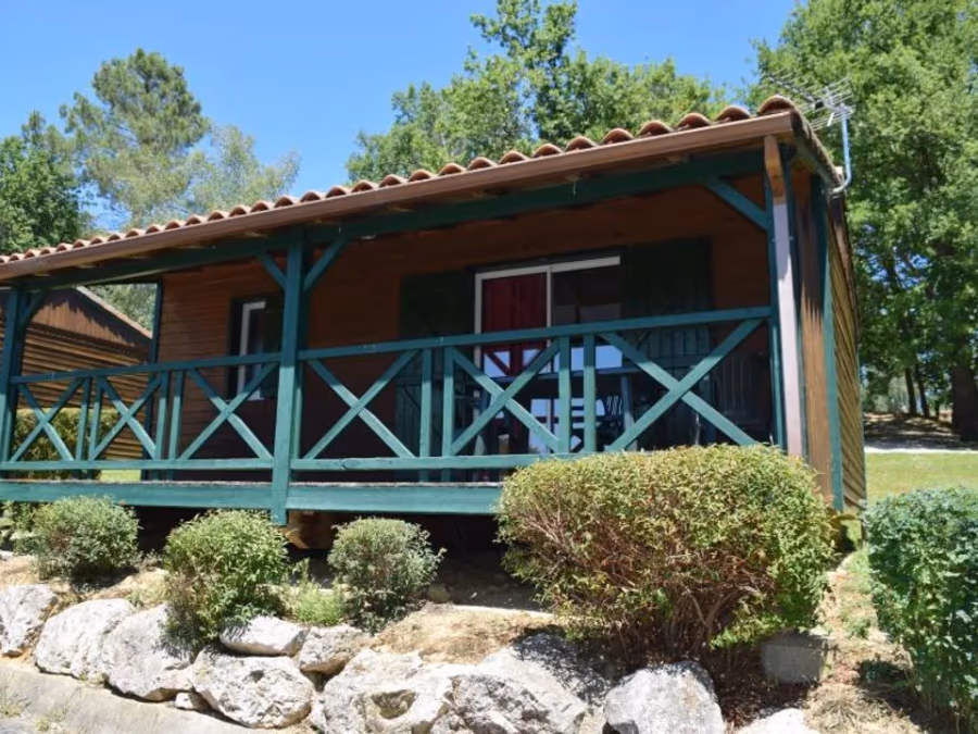 Camping et Village Vacances Le Lac – FRANKRIJK