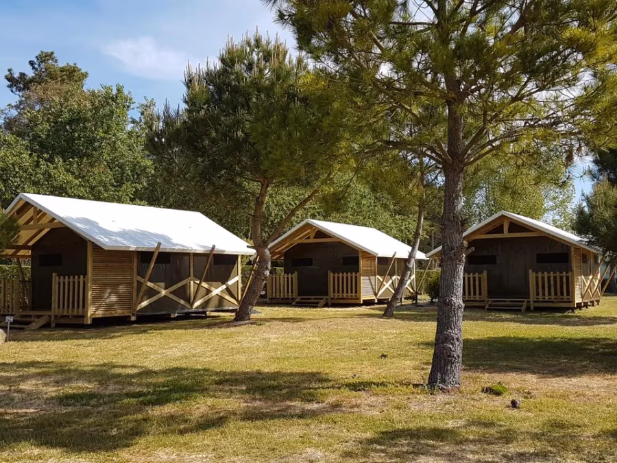 Camping Le Lagon Bleu – FRANKRIJK