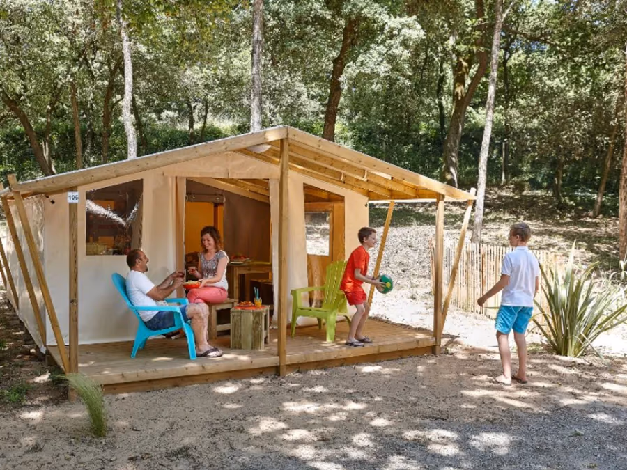 Camping Le Petit Rocher – FRANKRIJK