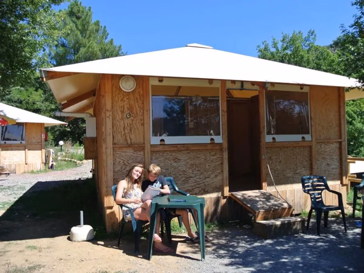 Camping Les Cabanes de Cornillon - Ceven&apos;Aventure