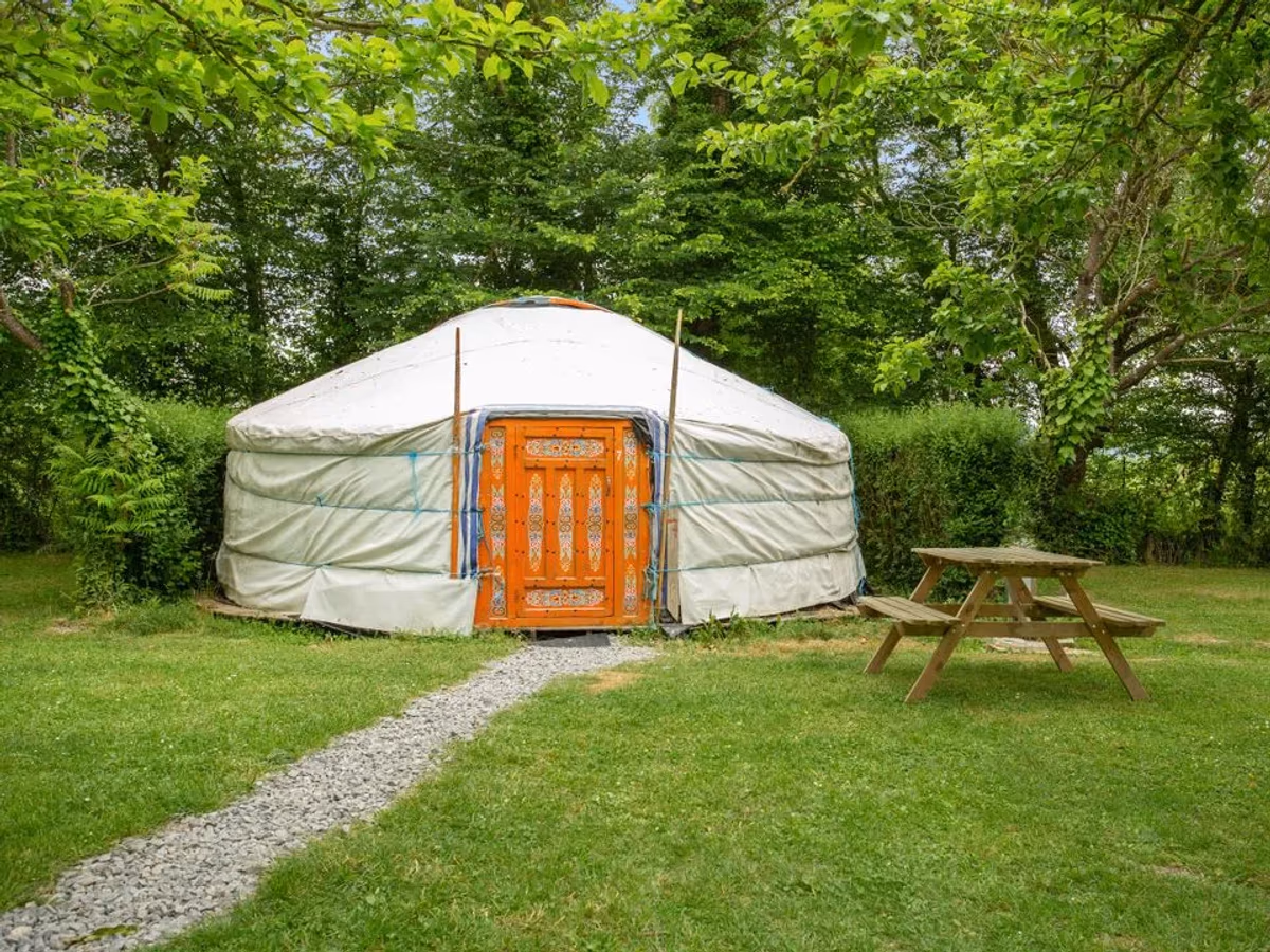 Camping Les Dis Village Insolite