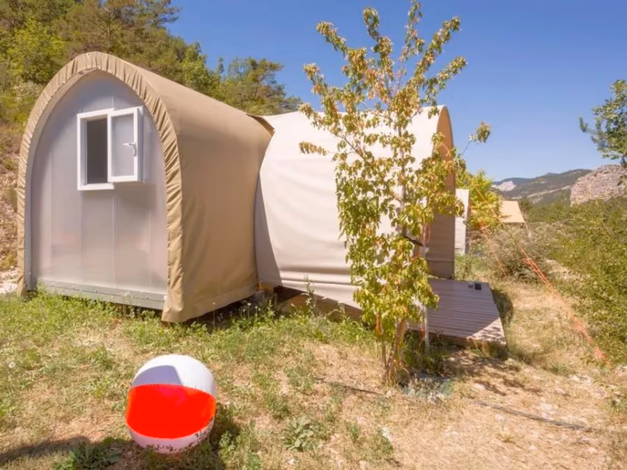 Camping Les Princes D'Orange – FRANKRIJK