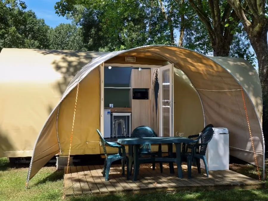 Camping Paradis - Les Nobis d'Anjou – FRANKRIJK