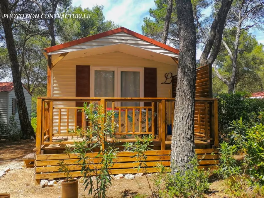 Camping Résidentiel La Pinède – FRANKRIJK