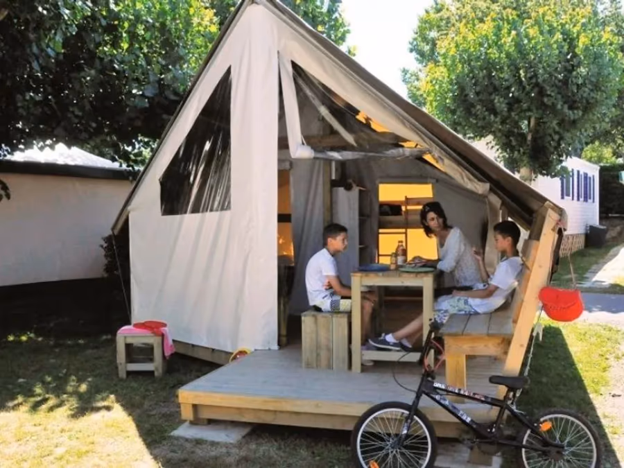 Camping Riez à la vie – FRANKRIJK