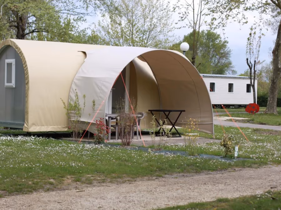 Camping Romanée - Les Cochards – FRANKRIJK
