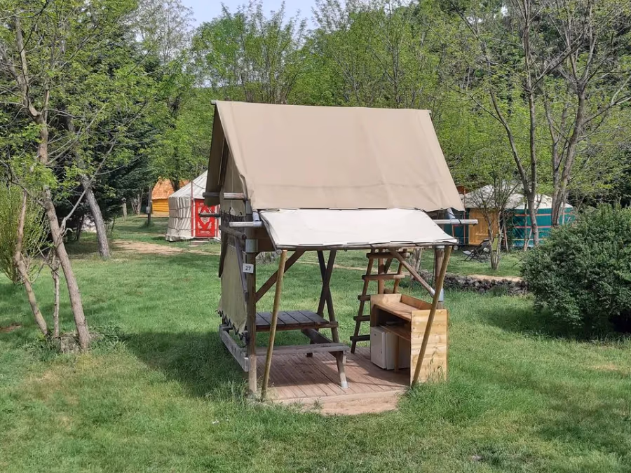 Camping Ushuaïa Villages Le Viaduc – FRANKRIJK