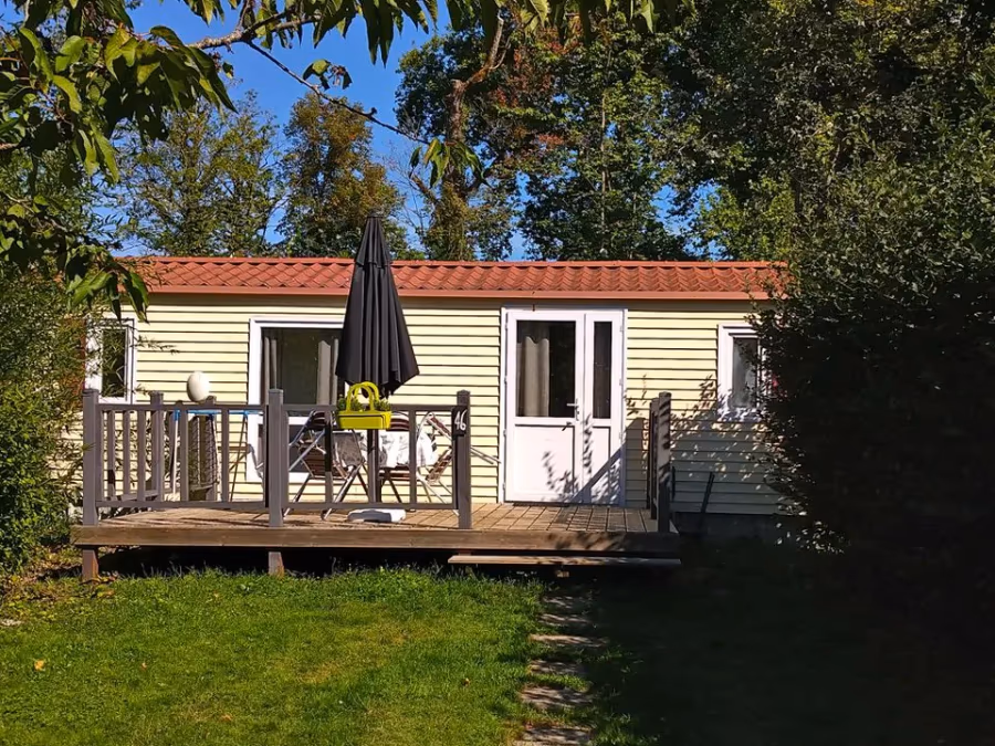 Camping Vert Auxois – FRANKRIJK