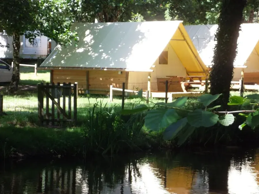 Flower Camping Beauchêne – FRANKRIJK – foto 2