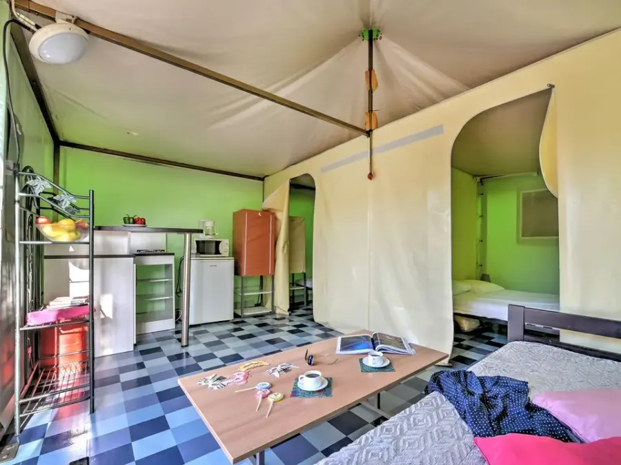 Flower Camping la Châtaigneraie – FRANKRIJK – foto 2