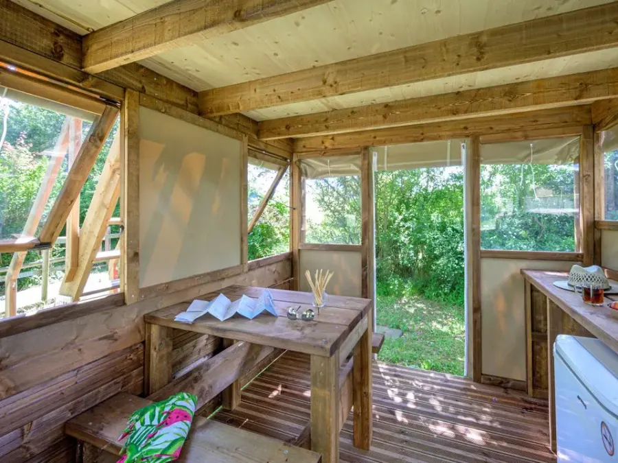 Flower Camping Le Château – FRANKRIJK – foto 4