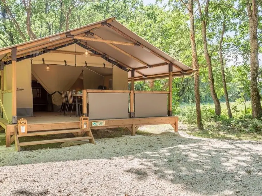 Flower Camping Les Truffières – FRANKRIJK – foto 1