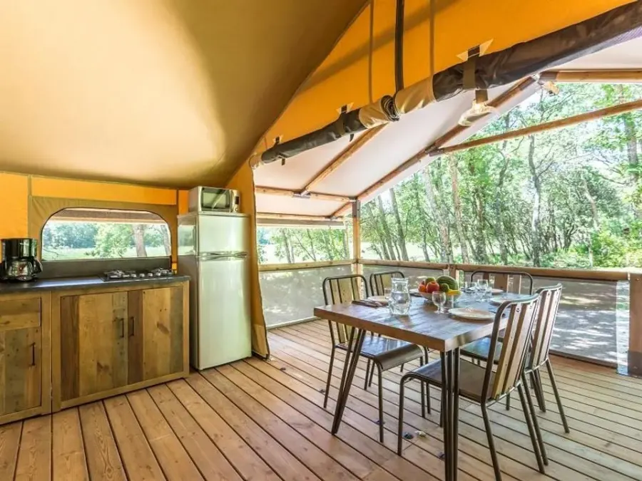 Flower Camping Les Truffières – FRANKRIJK – foto 5