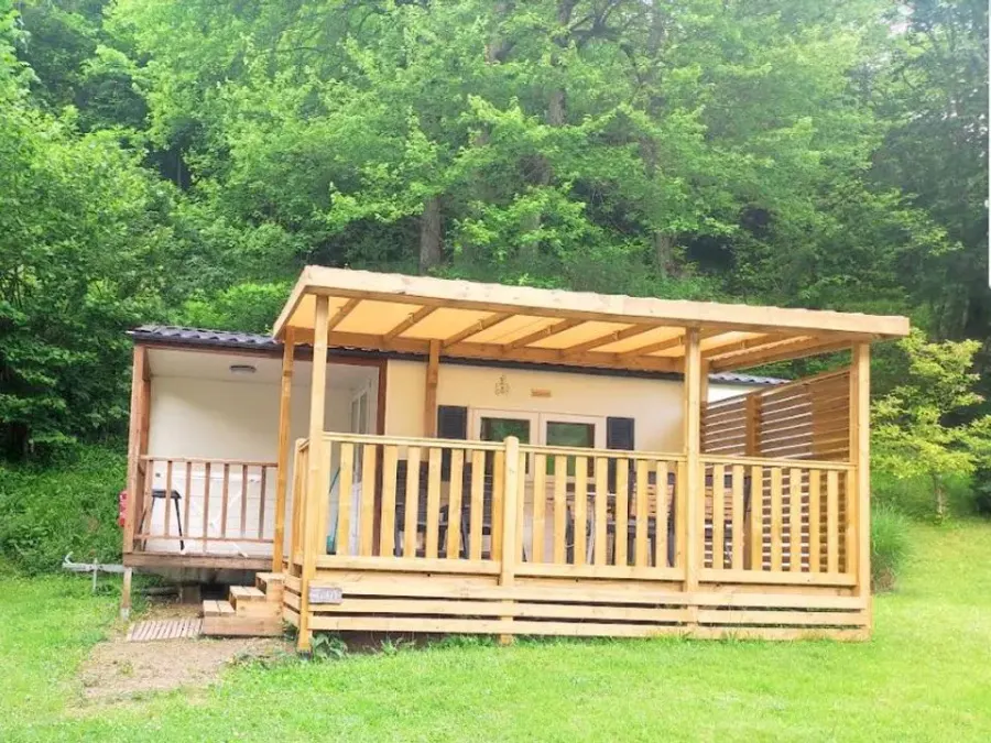 Flower Camping Pyrénées Natura – FRANKRIJK – foto 1