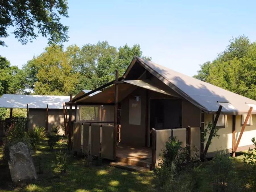 Flower Camping La Blanche Hermine – FRANKRIJK