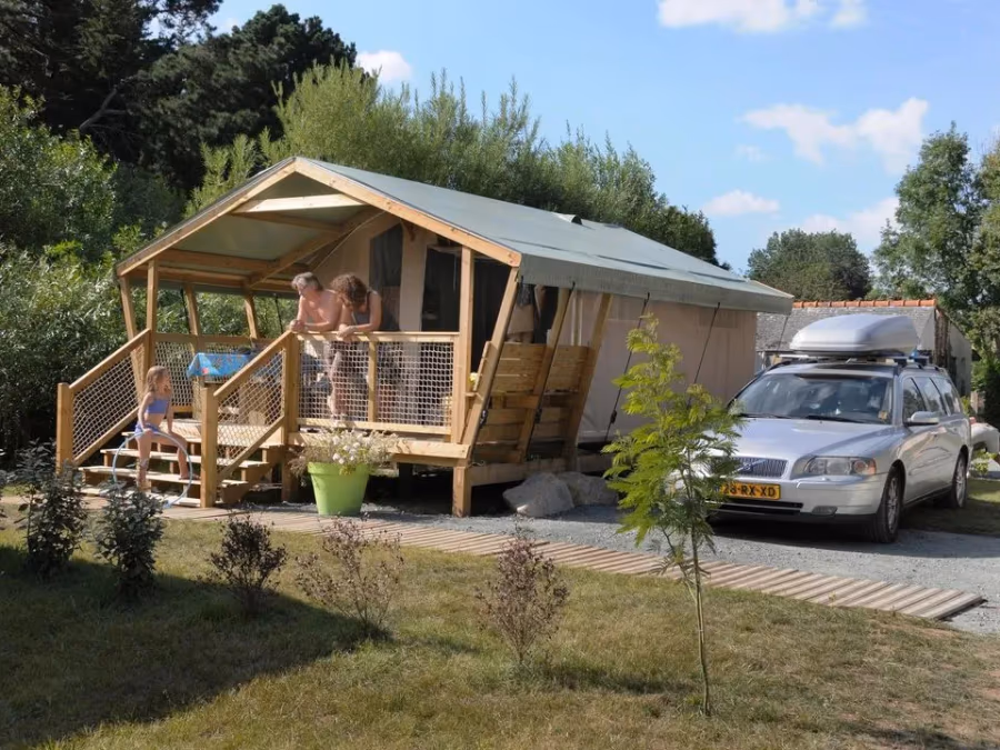 Flower Camping La Grande Plage – FRANKRIJK