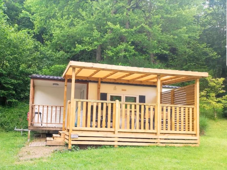 Flower Camping Pyrénées Natura – FRANKRIJK