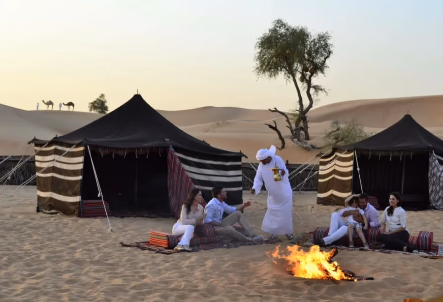 Jeepsafari met overnachting in de woestijn – Dubai / Emiraten