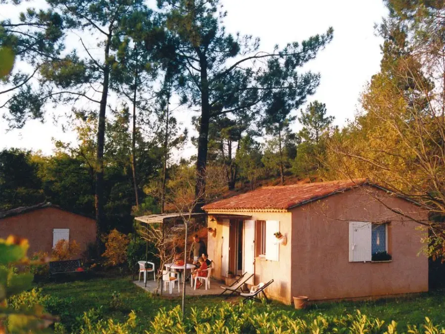 Village Vacances La Colline des Ocres – FRANKRIJK – foto 2
